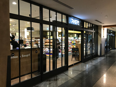 青山ビル店 ファミマ