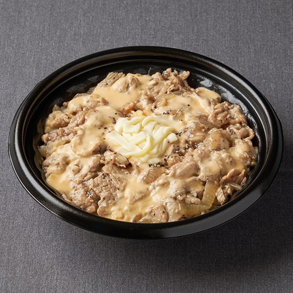 【背徳のチーズコンビニ飯】チーズソースまみれの塩ダレ豚焼肉丼