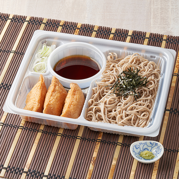 石臼挽きそば粉使用　ざるそば定食