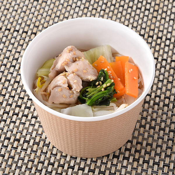 柚子胡椒香る鶏肉と野菜の和風スープ