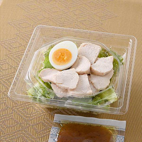 たんぱく質が摂れる!鶏むね肉とたまごのサラダ