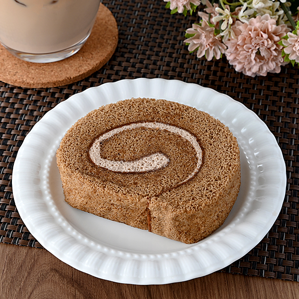 コーヒーロールケーキ カフェラテ風 商品情報 ファミリーマート