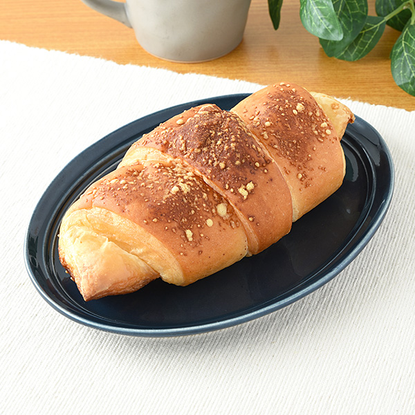 ジュワッとしたチーズ塩パン
