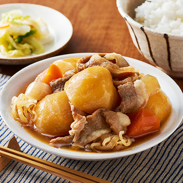 アンガス種牛肉使用肉じゃが 商品情報 ファミリーマート アンガス種牛肉使用肉じゃが 商品情報 ファミリーマート