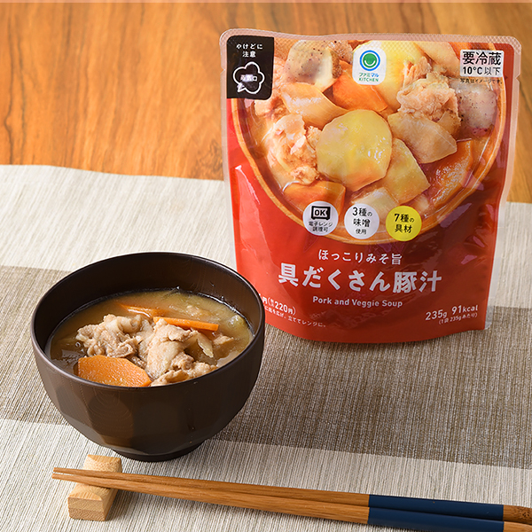 ほっこりみそ旨 具だくさん豚汁 商品情報 ファミリーマート