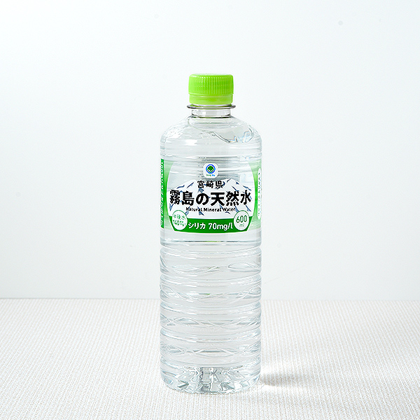 宮崎県霧島の天然水　600ml