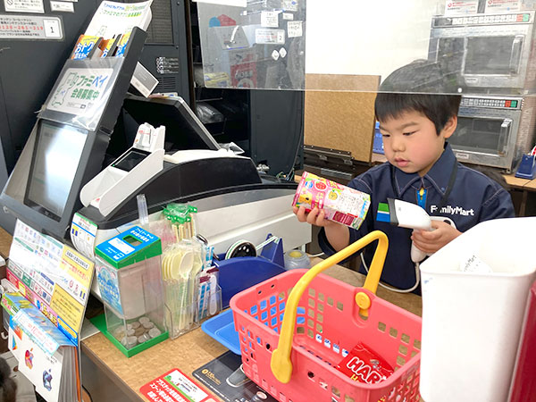 Cash register handling experience