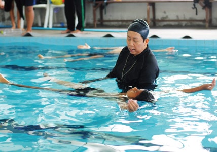 Swimming classes to prevent water accidents (Thailand)