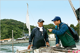 High school students visit experts and create records for the Listening and Writing Koshien