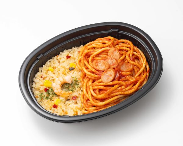 トマトの旨味あふれるナポリタン＆海老ピラフ風のイメージ画像