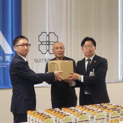 防災用備蓄食品が食品ロスの削減と地域の食支援に貢献～洋服の青山41支店とファミマフードドライブの連携開始～