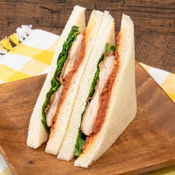 炙り焼チキンサンドのイメージ画像