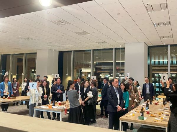 ドリアン・ロロブリジーダさんによる歌のサプライズ